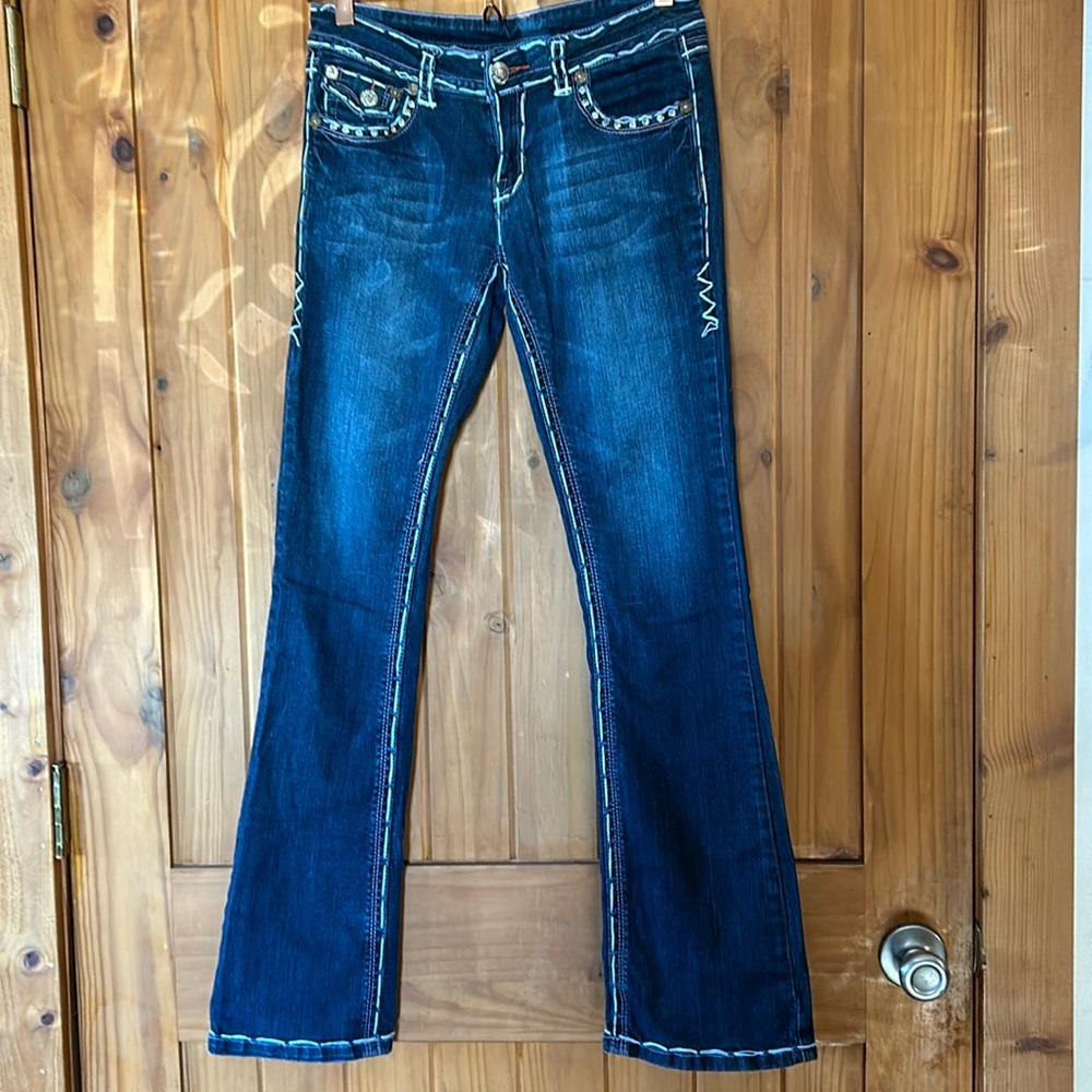 Miss Chic Jeans - Picture 2 of 6